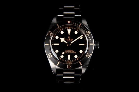 Tutor Black Bay